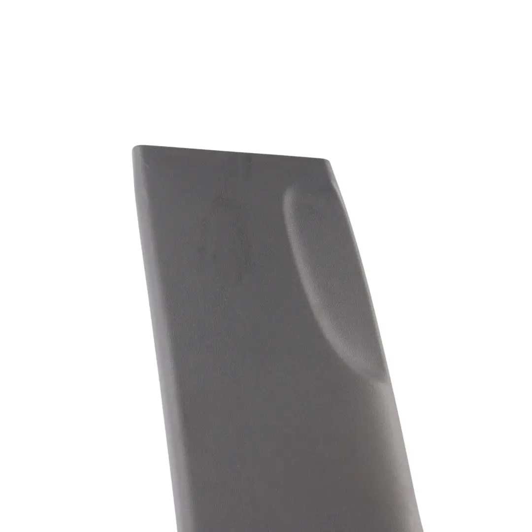 B-Pillar Columna Tapa Panel Inferior Izquierdo Negro para Audi A4 B8 con número de pieza 8K0867239B Audi A4 B8 B-Pillar Columna Tapa Panel Inferior Izquierdo Negro - SKU 8K0867239B - Número de pieza 8K0867239B