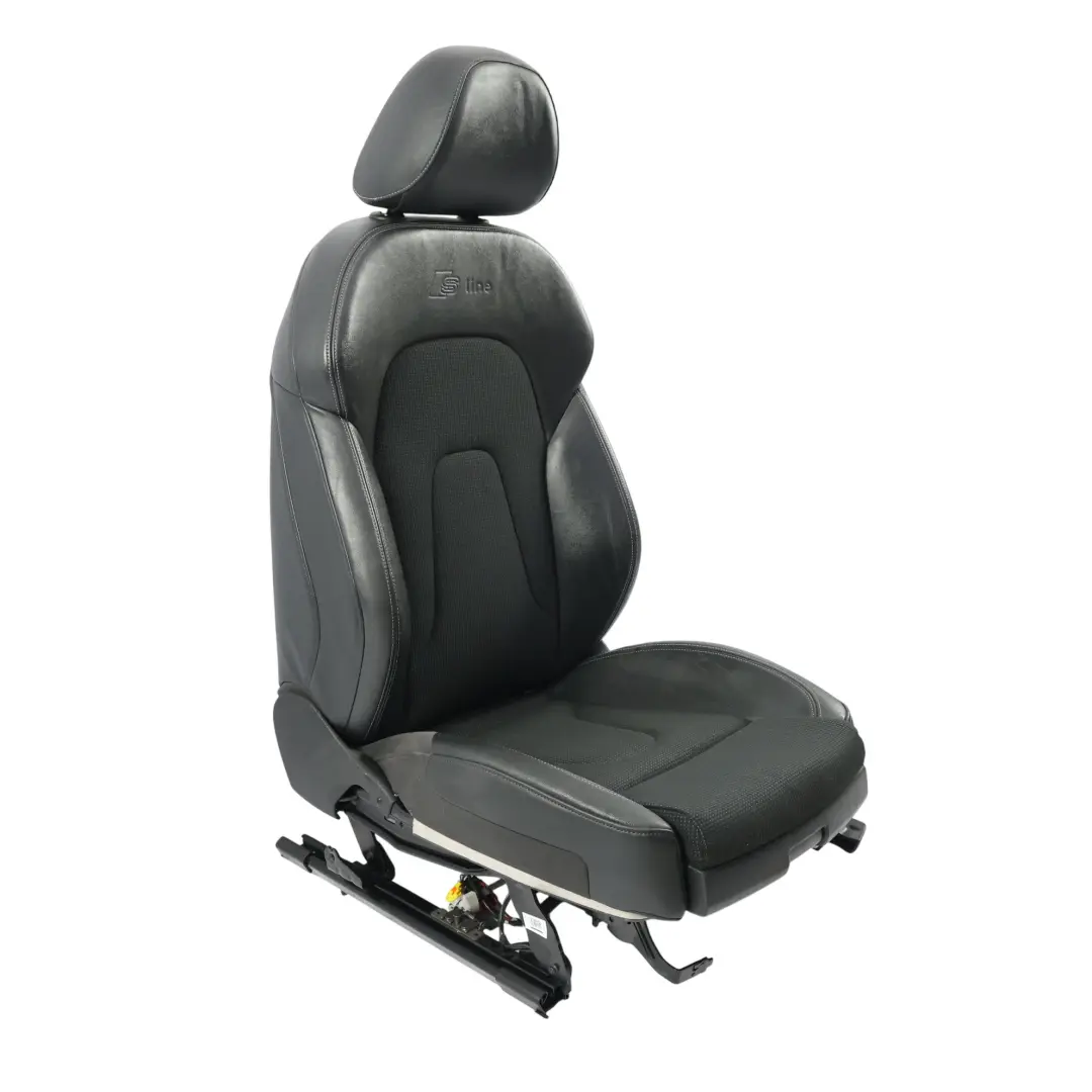 8K Sport Sedile Anteriore S-Line Mezza Pelle Nero Grigio Sinistro per Audi A4 B8 con numero di parte 8K0881805BG Audi A4 B8 8K Sport Sedile Anteriore S-Line Mezza Pelle Nero Grigio Sinistro - SKU 8K0881805BG - Numero di parte 8K0881805BG