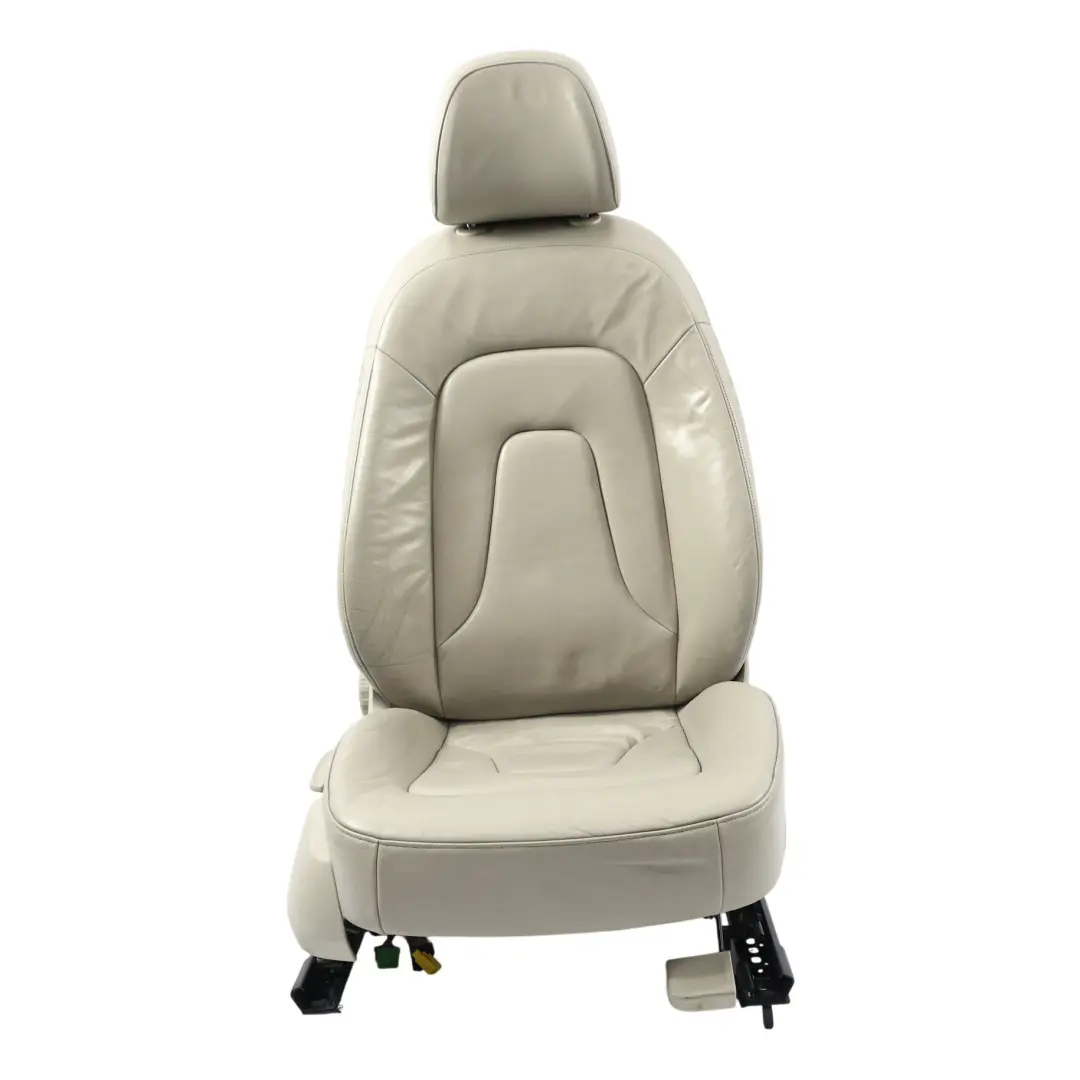 Asiento Delantero Derecho Interior Calefaccionado Cuero Gris Claro para Audi A4 B8 con número de pieza 8K0881806D Audi A4 B8 Asiento Delantero Derecho Interior Calefaccionado Cuero Gris Claro - SKU 8K0881806D-1 - Número de pieza 8K0881806D