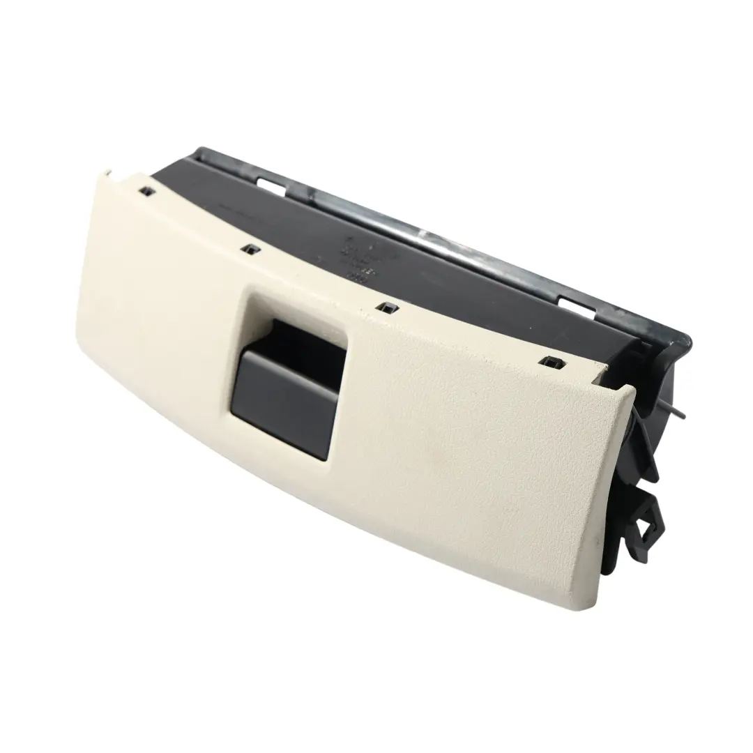 Audi A5 S5 8T A4 B6 B7 Compartiment De Rangement Sous Le Siège Avant - SKU 8K0882601C-1 - Numéro de pièce 8K0882601C