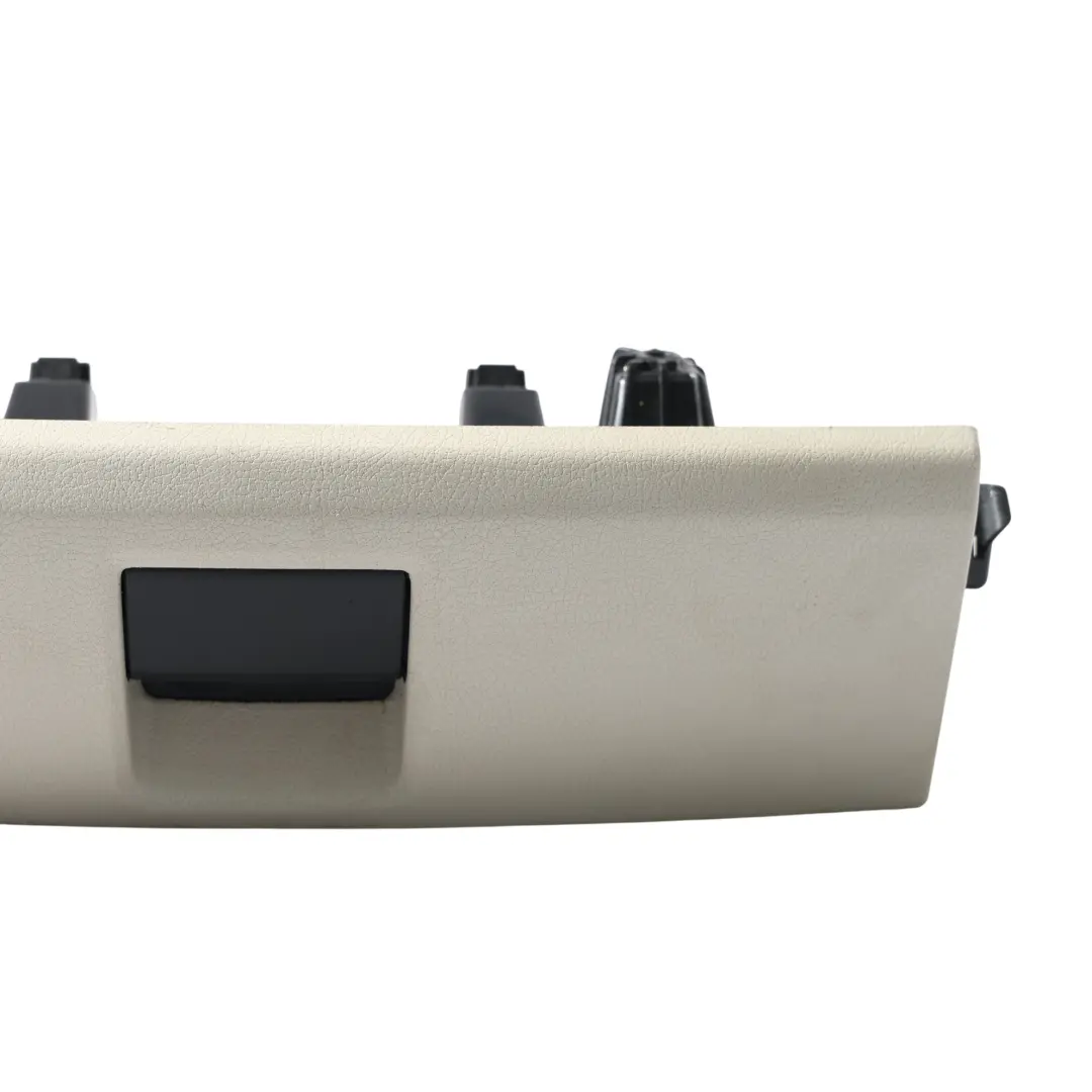 Compartiment De Rangement Sous Le Siège Avant pour Audi A5 S5 8T A4 B6 B7 à propos du numéro de pièce 8K0882601C Audi A5 S5 8T A4 B6 B7 Compartiment De Rangement Sous Le Siège Avant - SKU 8K0882601C-1 - Numéro de pièce 8K0882601C