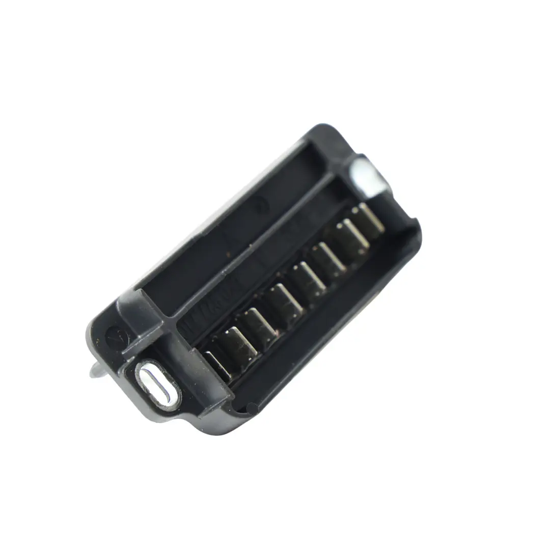 Audi A4 B8 A5 8T Lenksäulen Steckerbuchse - SKU 8K0927710C - Teilenummer 8K0927710C