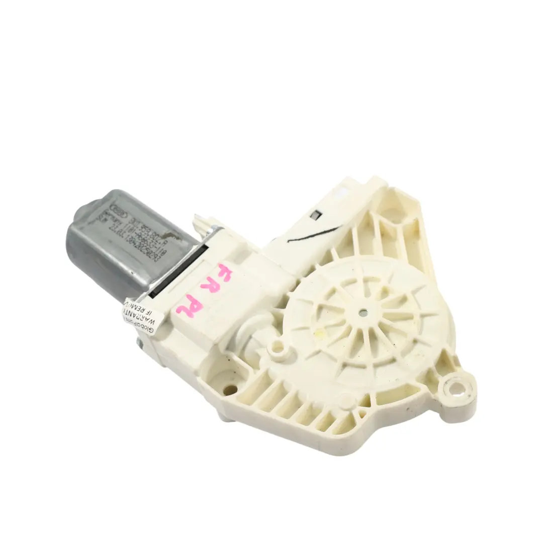 Moteur du lève-personne vitre de porte avant droite pour Audi A4 B8 à propos du numéro de pièce 8K0959802A Audi A4 B8 Moteur du lève-personne vitre de porte avant droite - SKU 8K0959802A - Numéro de pièce 8K0959802A