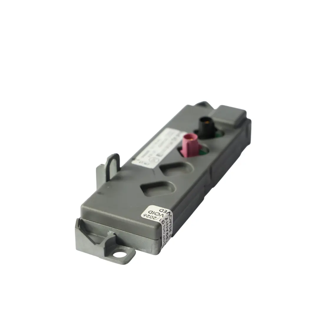 Audi A4 B8 Amplificateur D'Antenne Module De Commande - SKU 8K5035225E - Numéro de pièce 8K5035225E