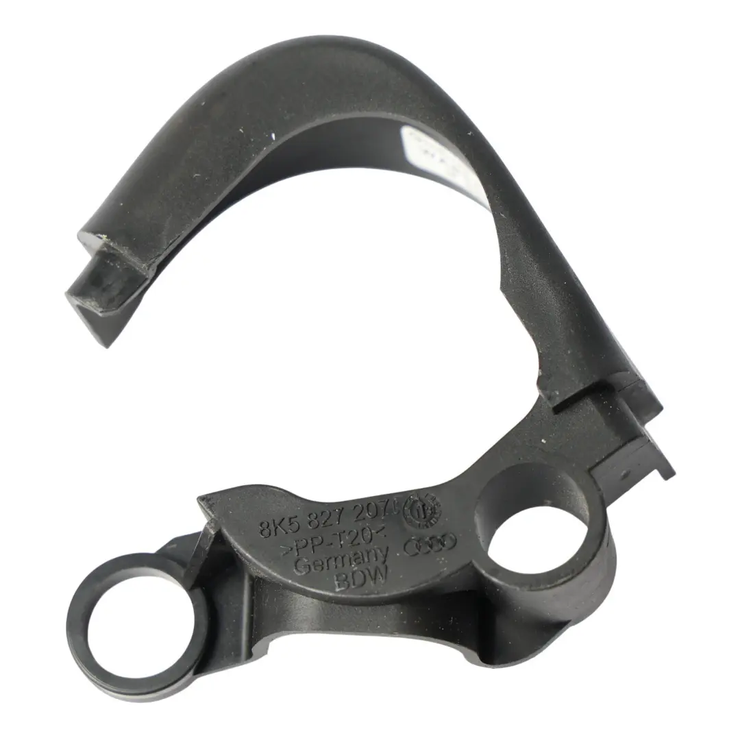 Cache-Charnière De Hayon Arrière Gauche pour Audi A4 B8 à propos du numéro de pièce 8K5827207C Audi A4 B8 Cache-Charnière De Hayon Arrière Gauche - SKU 8K5827207C - Numéro de pièce 8K5827207C