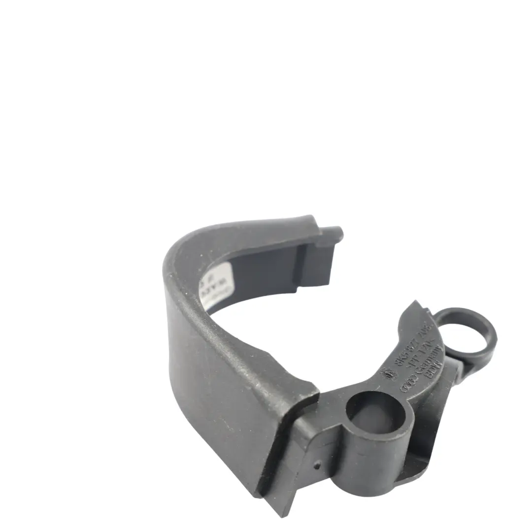 Chiusura Portellone Posteriore Cerniera Destra per Audi A4 B8 Berlina con numero di parte 8K5827208C Audi A4 B8 Berlina Chiusura Portellone Posteriore Cerniera Destra - SKU 8K5827208C - Numero di parte 8K5827208C