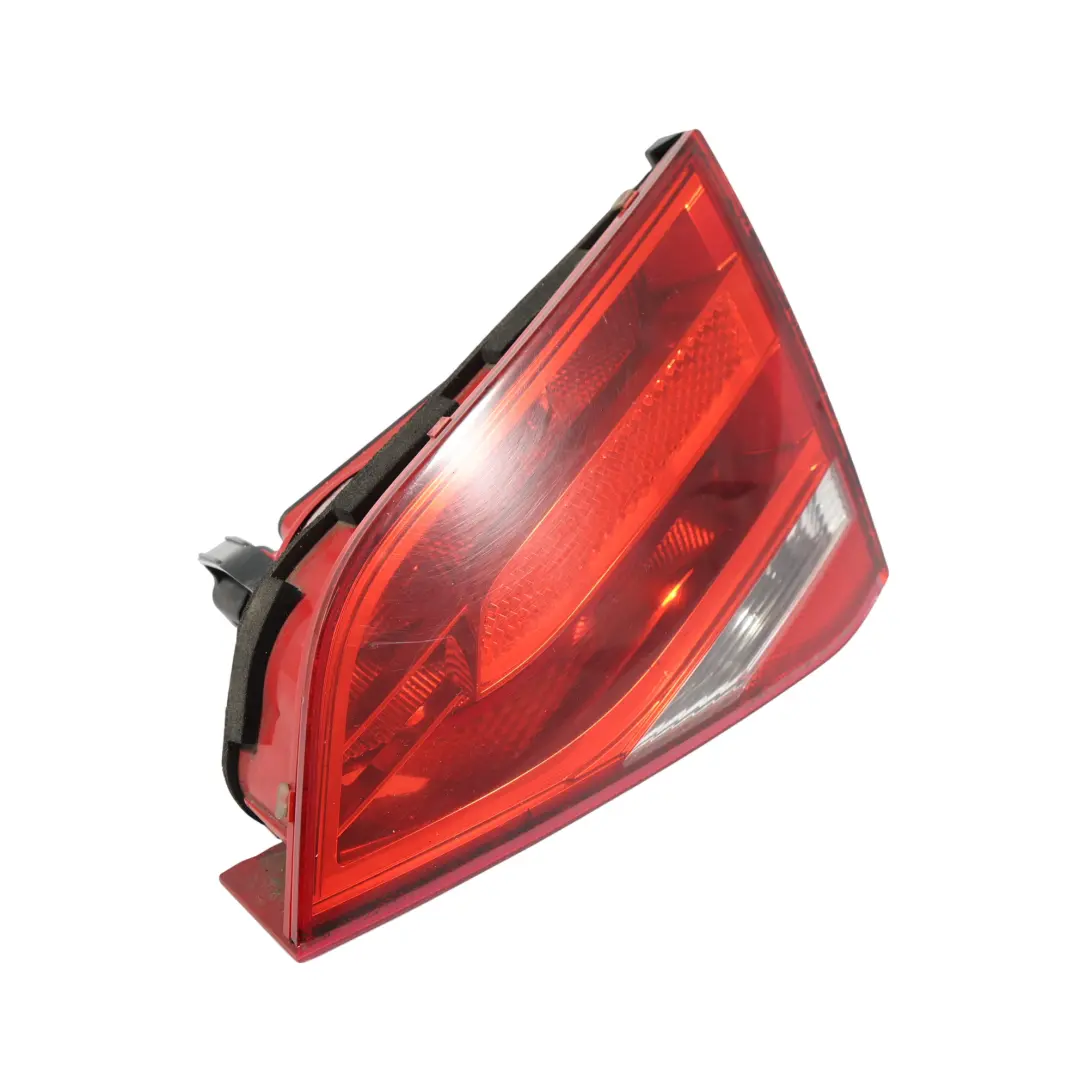 Feu Arrière Droit Hayon Arrière pour Audi A4 B8 Avant à propos du numéro de pièce 8K5945094 Audi A4 B8 Avant Feu Arrière Droit Hayon Arrière - SKU 8K5945094 - Numéro de pièce 8K5945094