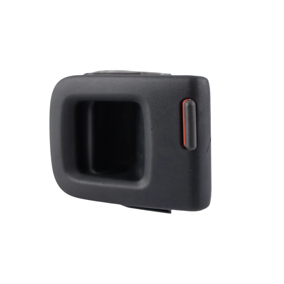 Sgancio Schienale Posteriore Destro per Audi A6 C7 Allroad con numero di parte 8K9885682A Audi A6 C7 Allroad Sgancio Schienale Posteriore Destro - SKU 8K9885682A - Numero di parte 8K9885682A