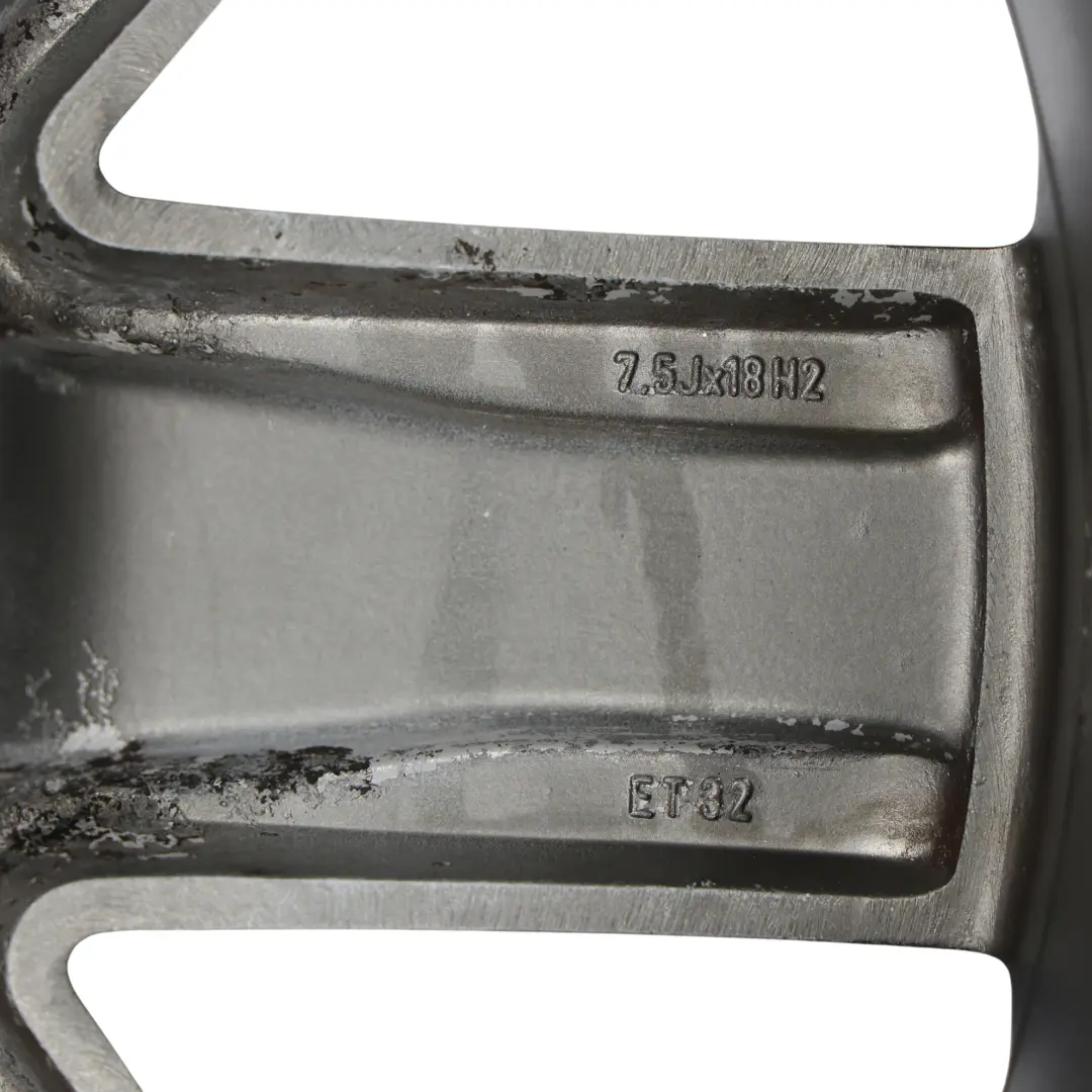 8N Grau Leichtmetallfelge 18" 7.5J ET:32 für Audi TT mit Teilenummer 8N0601025T Audi TT 8N Grau Leichtmetallfelge 18" 7.5J ET:32 - SKU 8N0601025T-1 - Teilenummer 8N0601025T