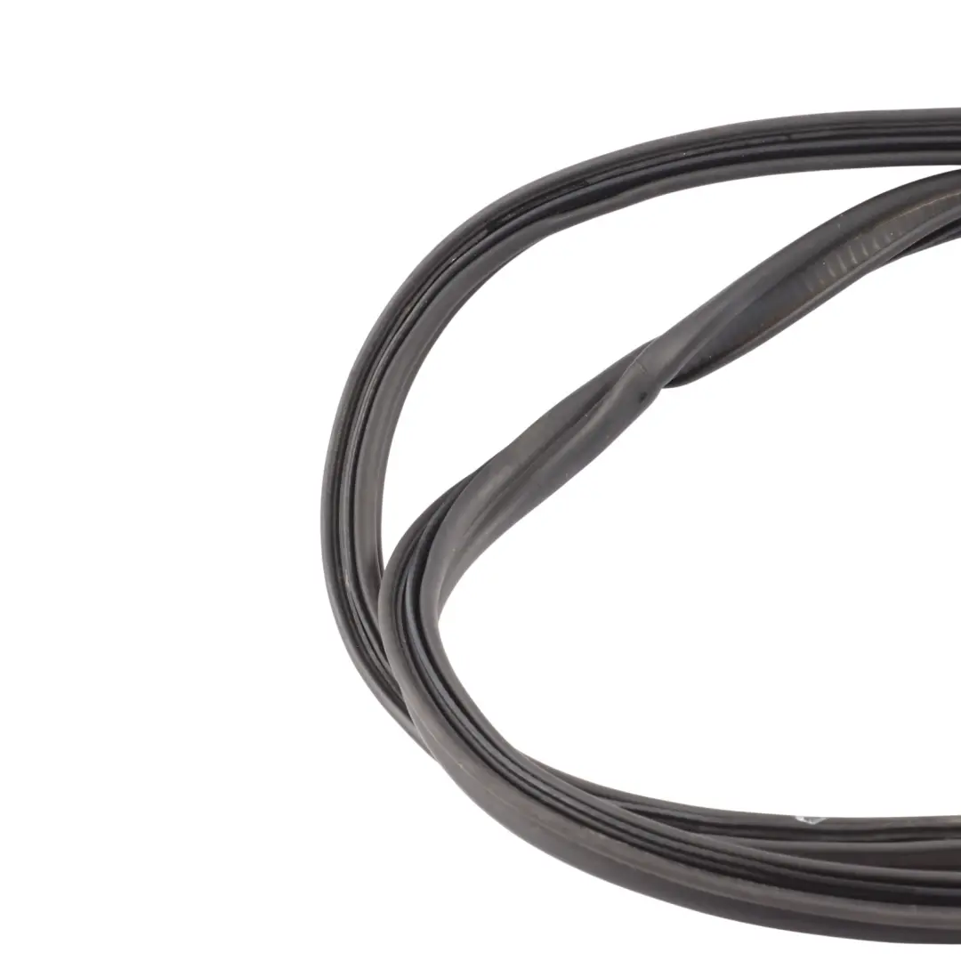 8N Rear Tailgate Trunk Boot Lid Seal Gasket Rubber to Audi TT with Part number 8N7827705G Audi TT 8N Rear Tailgate Trunk Boot Lid Seal Gasket Rubber - SKU 8N7827705G - Part number 8N7827705G