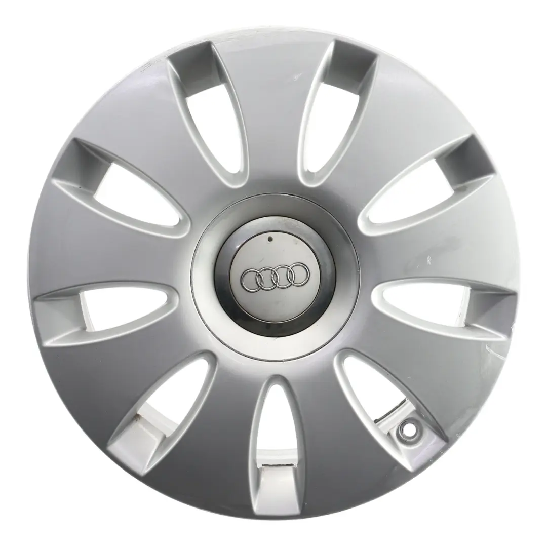 Audi A3 8P Llanta Aleación Plateada 16" 6,5J ET:50 9 Radios - SKU 8P0601025AA-1 - Número de pieza 8P0601025AA