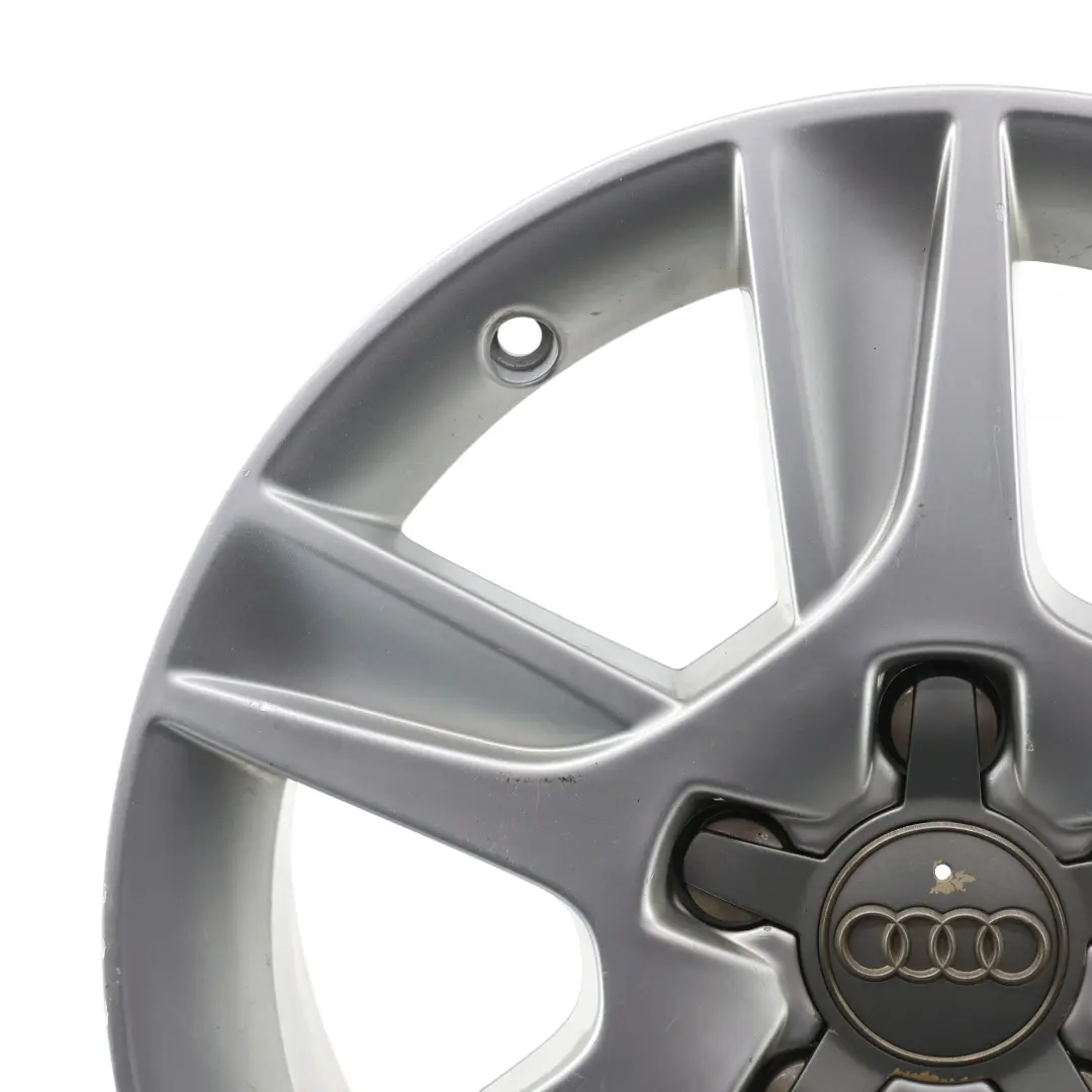 Jante En Alliage Argenté 16" 6,5J ET:50 6 Branches pour Audi A3 8P à propos du numéro de pièce 8P0601025AN Audi A3 8P Jante En Alliage Argenté 16" 6,5J ET:50 6 Branches - SKU 8P0601025AN-2 - Numéro de pièce 8P0601025AN