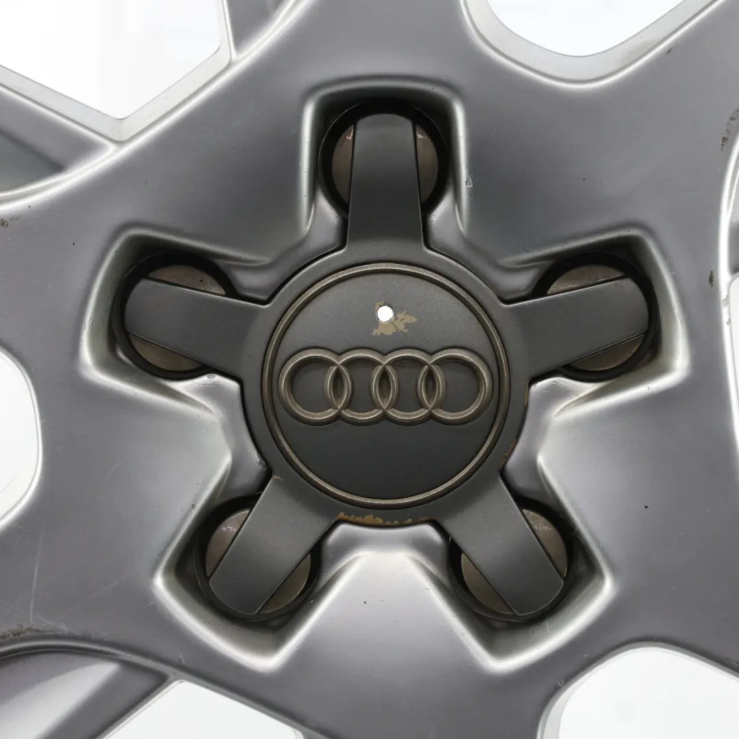 Jante En Alliage Argenté 16" 6,5J ET:50 6 Branches pour Audi A3 8P à propos du numéro de pièce 8P0601025AN Audi A3 8P Jante En Alliage Argenté 16" 6,5J ET:50 6 Branches - SKU 8P0601025AN-2 - Numéro de pièce 8P0601025AN