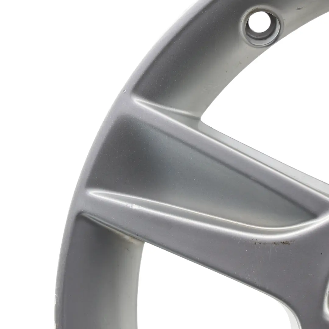 Jante En Alliage Argenté 16" 6,5J ET:50 6 Branches pour Audi A3 8P à propos du numéro de pièce 8P0601025AN Audi A3 8P Jante En Alliage Argenté 16" 6,5J ET:50 6 Branches - SKU 8P0601025AN-2 - Numéro de pièce 8P0601025AN