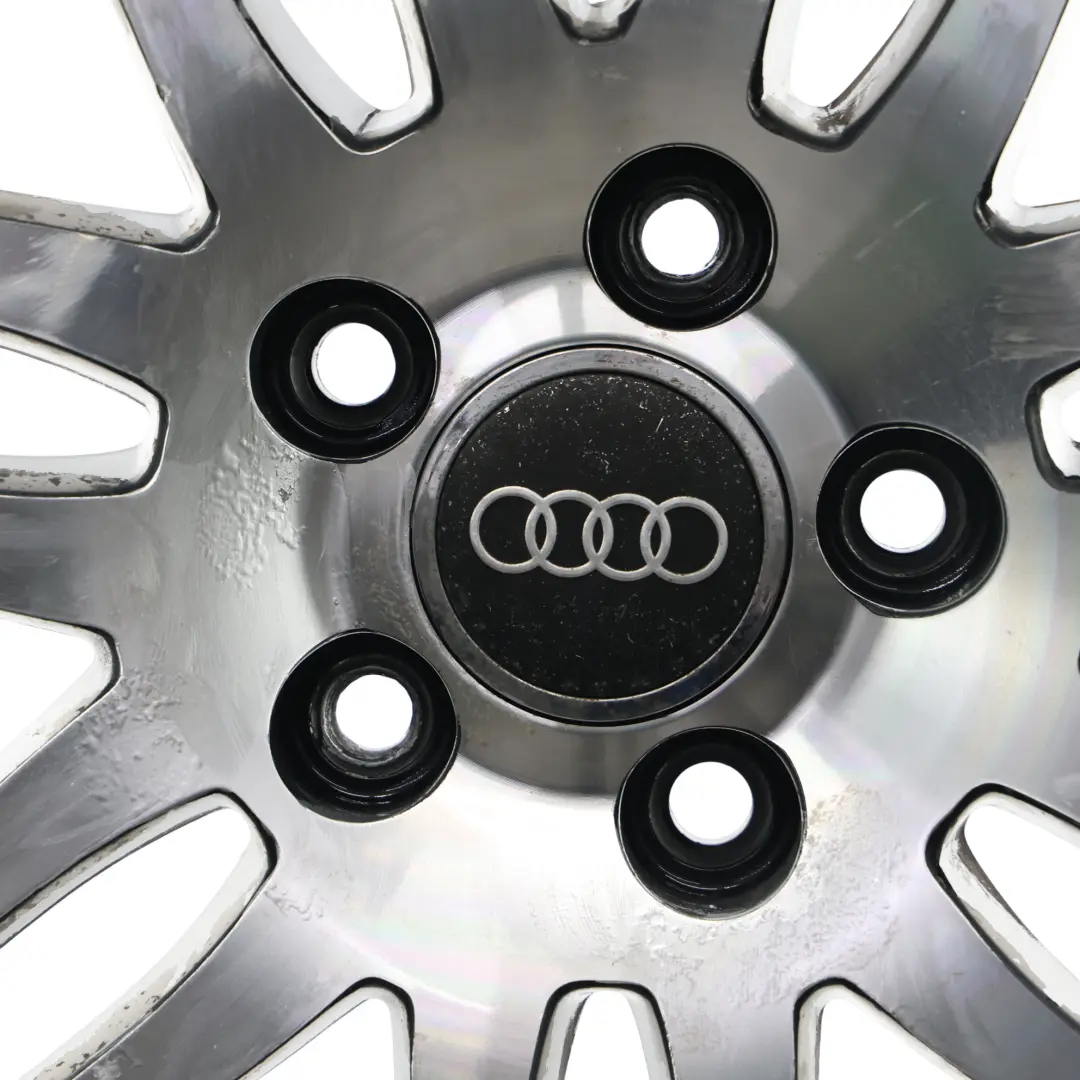 Jante En Alliage Bicolore 18" 7,5J ET:54 pour Audi A3 8P à propos du numéro de pièce 8P0601025BA Audi A3 8P Jante En Alliage Bicolore 18" 7,5J ET:54 - SKU 8P0601025BA-7 - Numéro de pièce 8P0601025BA