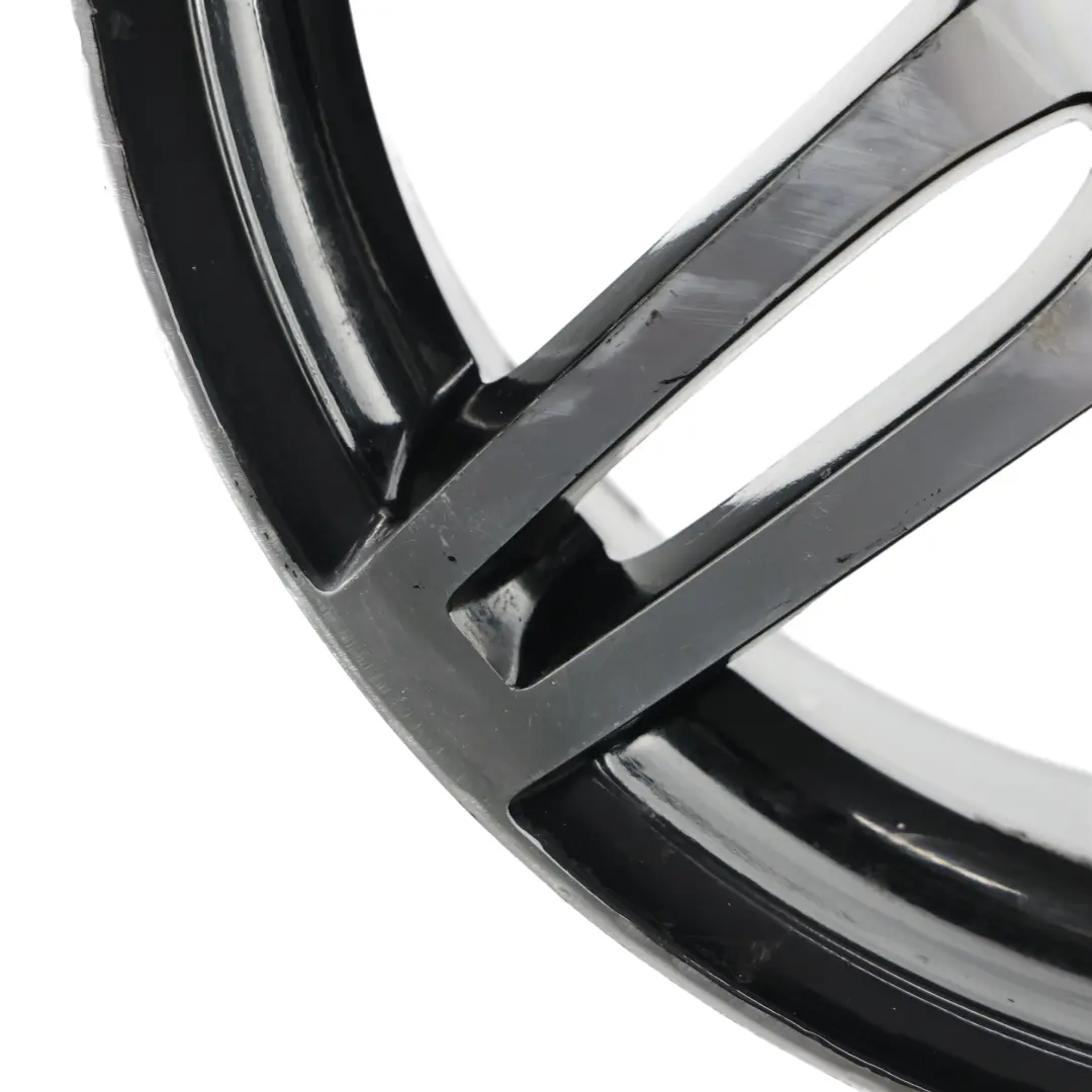 Leichtmetallfelge Felge 18" 7,5J ET:54 für Audi A3 8P mit Teilenummer 8P0601025BA Audi A3 8P Leichtmetallfelge Felge 18" 7,5J ET:54 - SKU 8P0601025BA-8 - Teilenummer 8P0601025BA