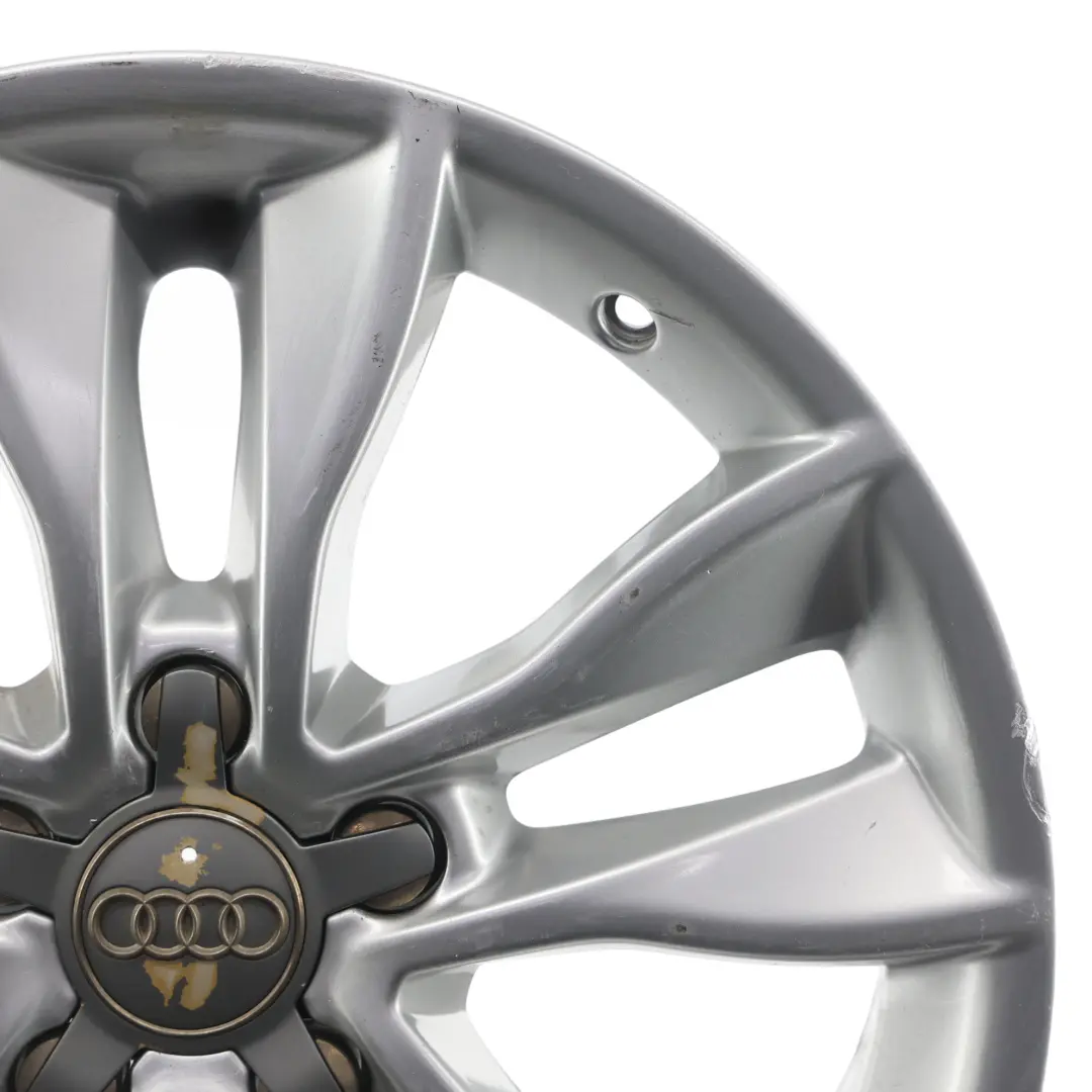 Felga Aluminiowa Srebrna 17" 7,5J ET:56 do Audi A3 8P o numerze 8P0601025CC Audi A3 8P Felga Aluminiowa Srebrna 17" 7,5J ET:56 - SKU 8P0601025CC-1 - Numer Części 8P0601025CC