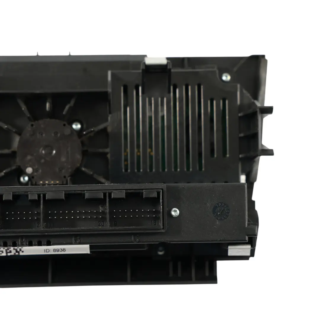 A/C Klimaanlage Klima Heizung Bedienfeld für Audi A3 8P mit Teilenummer 8P0820043AC Audi A3 8P A/C Klimaanlage Klima Heizung Bedienfeld - SKU 8P0820043AC - Teilenummer 8P0820043AC
