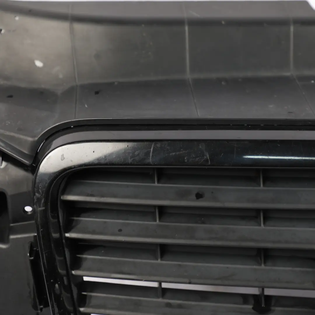 Centre Upper Front Grille Radiator Trim Cover Panel to Audi A3 8P with Part number 8P0853651H Audi A3 8P Centre Upper Front Grille Radiator Trim Cover Panel - SKU 8P0853651H - Part number 8P0853651H