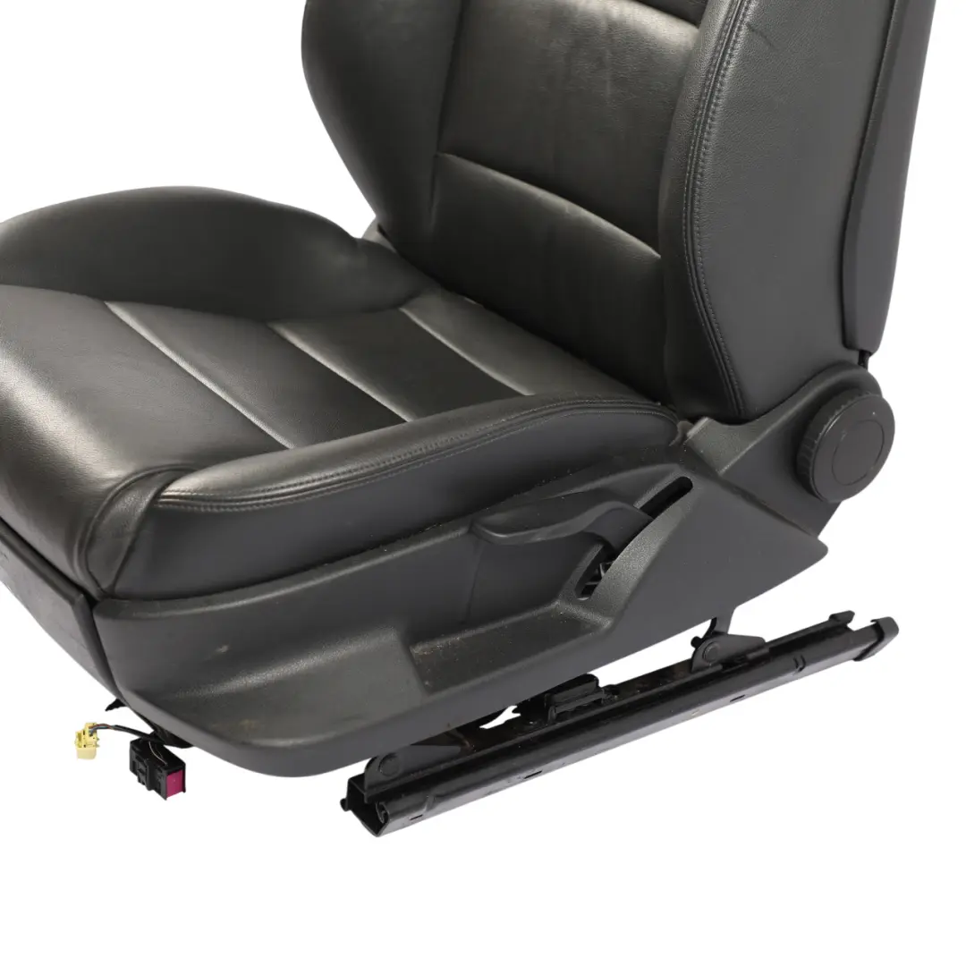 Sportback Seat Front Left N/S S-Line Heated Leather Vienna Soul Black to Audi A3 8P with Part number 8P0881805CF Audi A3 8P Sportback Seat Front Left N/S S-Line Heated Leather Vienna Soul Black - SKU 8P0881805CF-2 - Part number 8P0881805CF