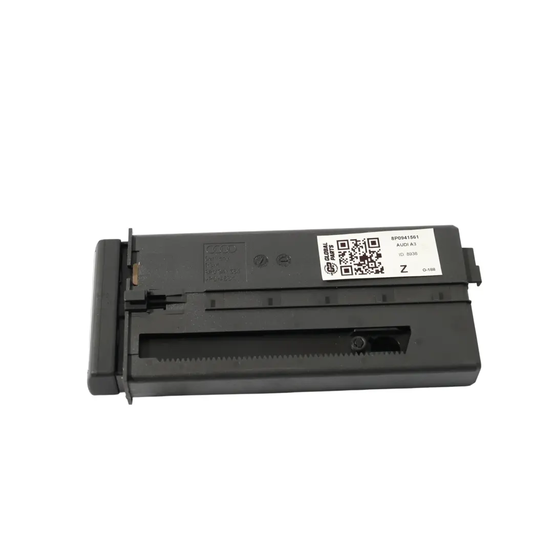 Plaque De Rangement Tableau De Bord Compartiment pour Audi A3 8P à propos du numéro de pièce 8P0941561 Audi A3 8P Plaque De Rangement Tableau De Bord Compartiment - SKU 8P0941561 - Numéro de pièce 8P0941561