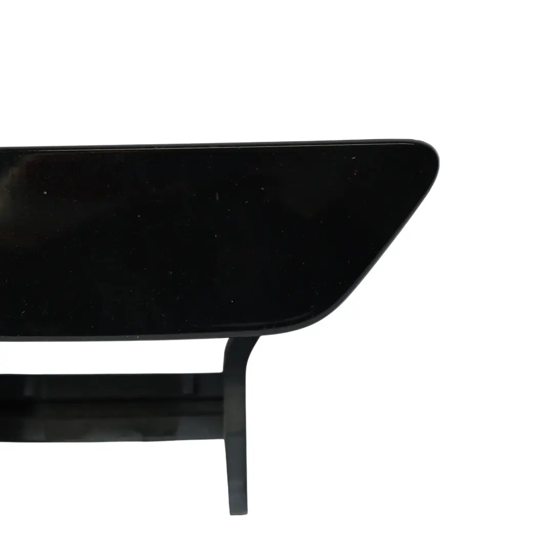 Cache Lave Phare Gauche Noir Phantom - Z9Y pour Audi A3 8P à propos du numéro de pièce 8P0955275A Audi A3 8P Cache Lave Phare Gauche Noir Phantom - Z9Y - SKU 8P0955275A-PHB - Numéro de pièce 8P0955275A