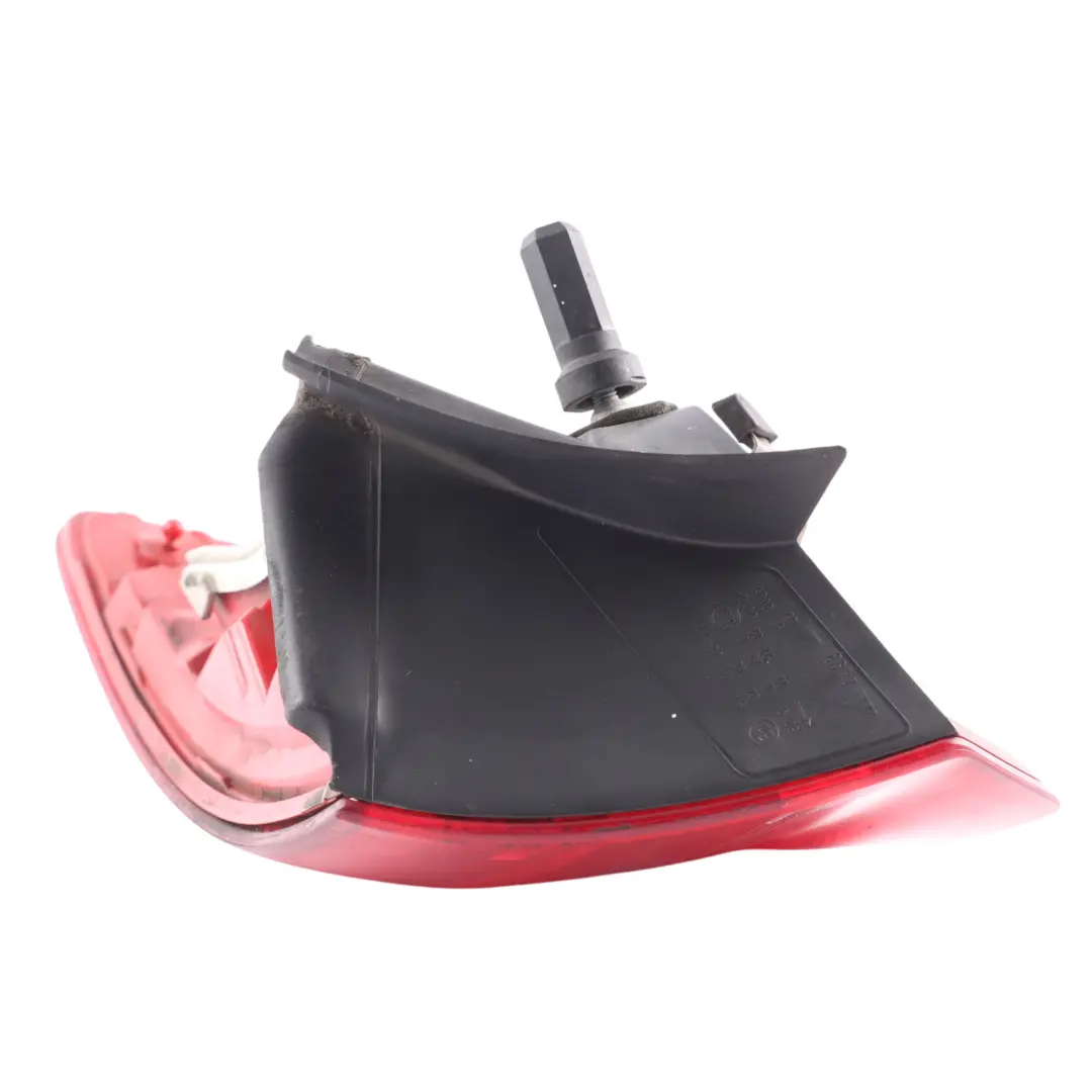 Audi A3 8P Tylna Lampa Zewnętrzna LED Tył Lewo - SKU 8P4945095E-2 - Numer Części 8P4945095E