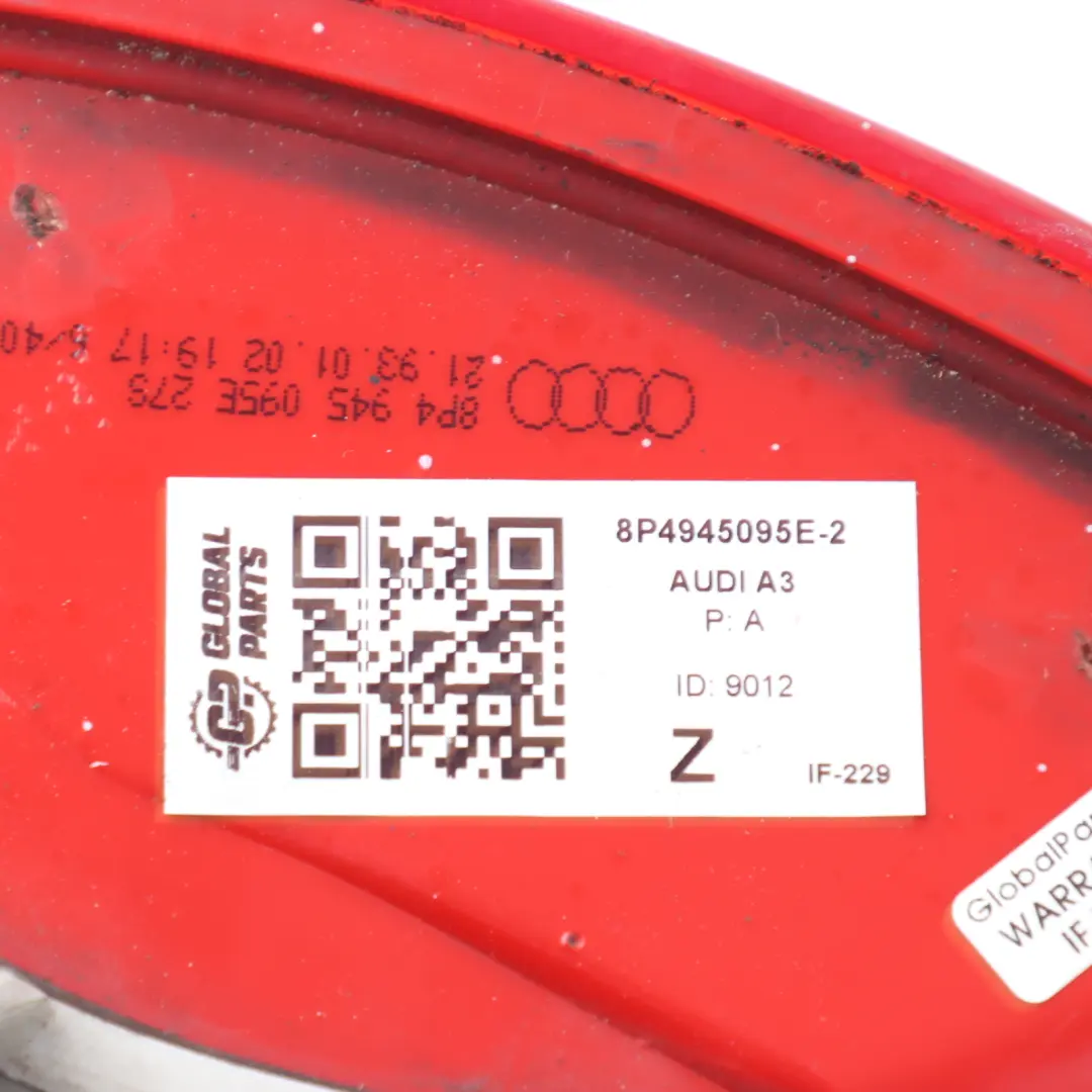 Audi A3 8P Hinten Links Rücklicht Kofferraum Deckel Heckklappe Außen - SKU 8P4945095E-2 - Teilenummer 8P4945095E