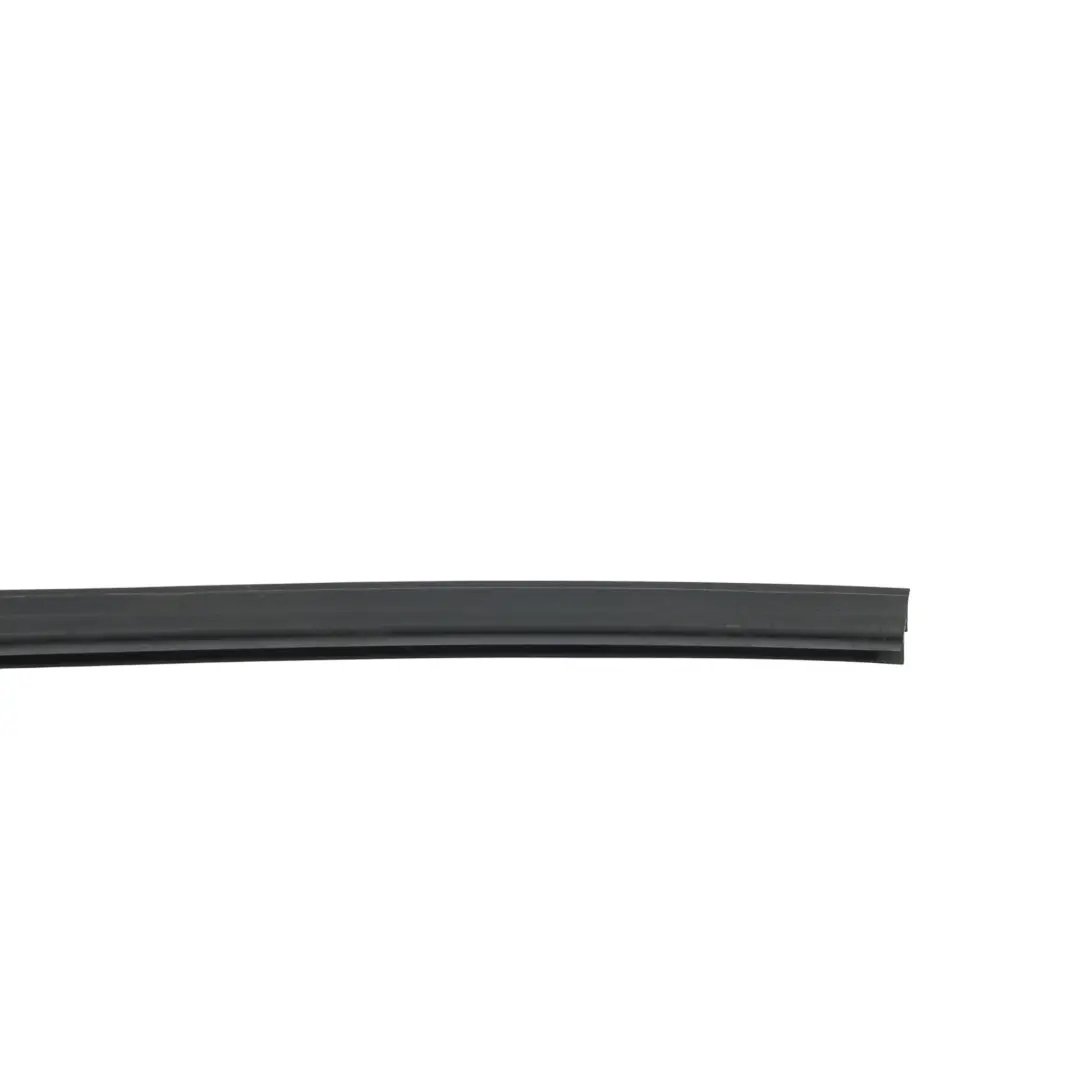 Guía Ventana Delantera Puerta Derecha Goma para Audi A3 8P Cabrio con número de pieza 8P7837480B Audi A3 8P Cabrio Guía Ventana Delantera Puerta Derecha Goma - SKU 8P7837480B - Número de pieza 8P7837480B