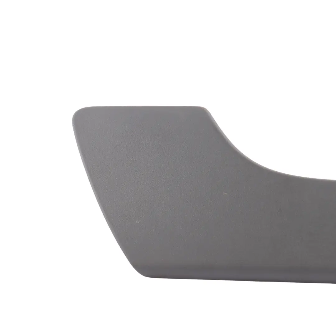 Descapotable Tapa Guarda Tarjetas Delantera Izquierda para Audi A3 8P con número de pieza 8P7867133 Audi A3 8P Descapotable Tapa Guarda Tarjetas Delantera Izquierda - SKU 8P7867133 - Número de pieza 8P7867133