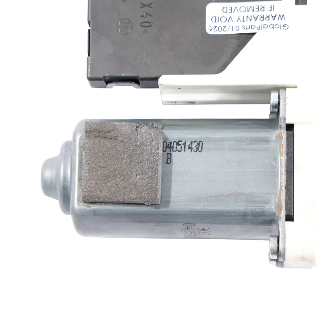 Moteur De Lève-Vitre Avant Droit pour Audi A3 8P Cabriolet à propos du numéro de pièce 8P7959802G Audi A3 8P Cabriolet Moteur De Lève-Vitre Avant Droit - SKU 8P7959802G - Numéro de pièce 8P7959802G