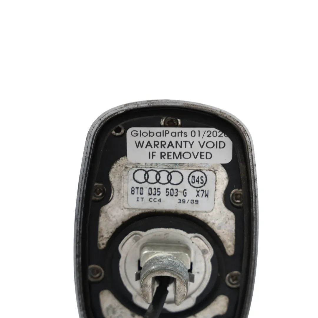 Antena Dachu Płetwa Srebrna Lodowa Ice Silver - X7W do Audi A5 8T o numerze 8T0035503G Audi A5 8T Antena Dachu Płetwa Srebrna Lodowa Ice Silver - X7W - SKU 8T0035503G-ICS - Numer Części 8T0035503G