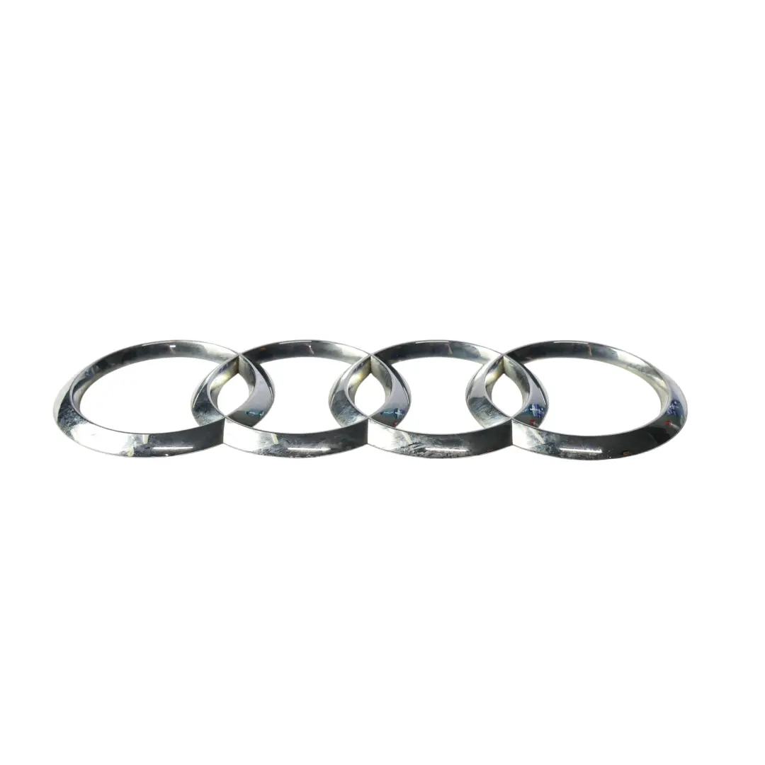 Emblème Chromé De Hayon Arrière pour Audi A4 B8 à propos du numéro de pièce 8T0853742D Audi A4 B8 Emblème Chromé De Hayon Arrière - SKU 8T0853742D - Numéro de pièce 8T0853742D