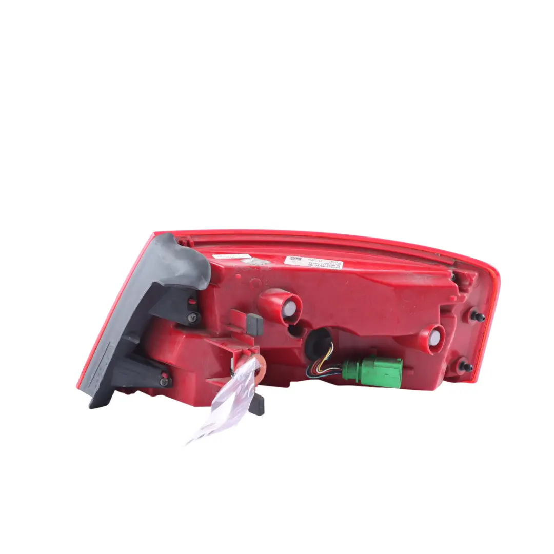 Rücklicht Lampe Seite Panel Äußere Rücklicht Links für Audi A5 8T mit Teilenummer 8T8945095F Audi A5 8T Rücklicht Lampe Seite Panel Äußere Rücklicht Links - SKU 8T8945095F - Teilenummer 8T8945095F