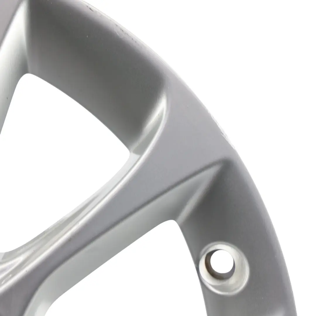 Audi A3 8V Silberne Leicht Metall Felge 16" 6.5J ET46 8V0601025BM - SKU 8V0601025BM-2 - Teilenummer 8V0601025BM-2