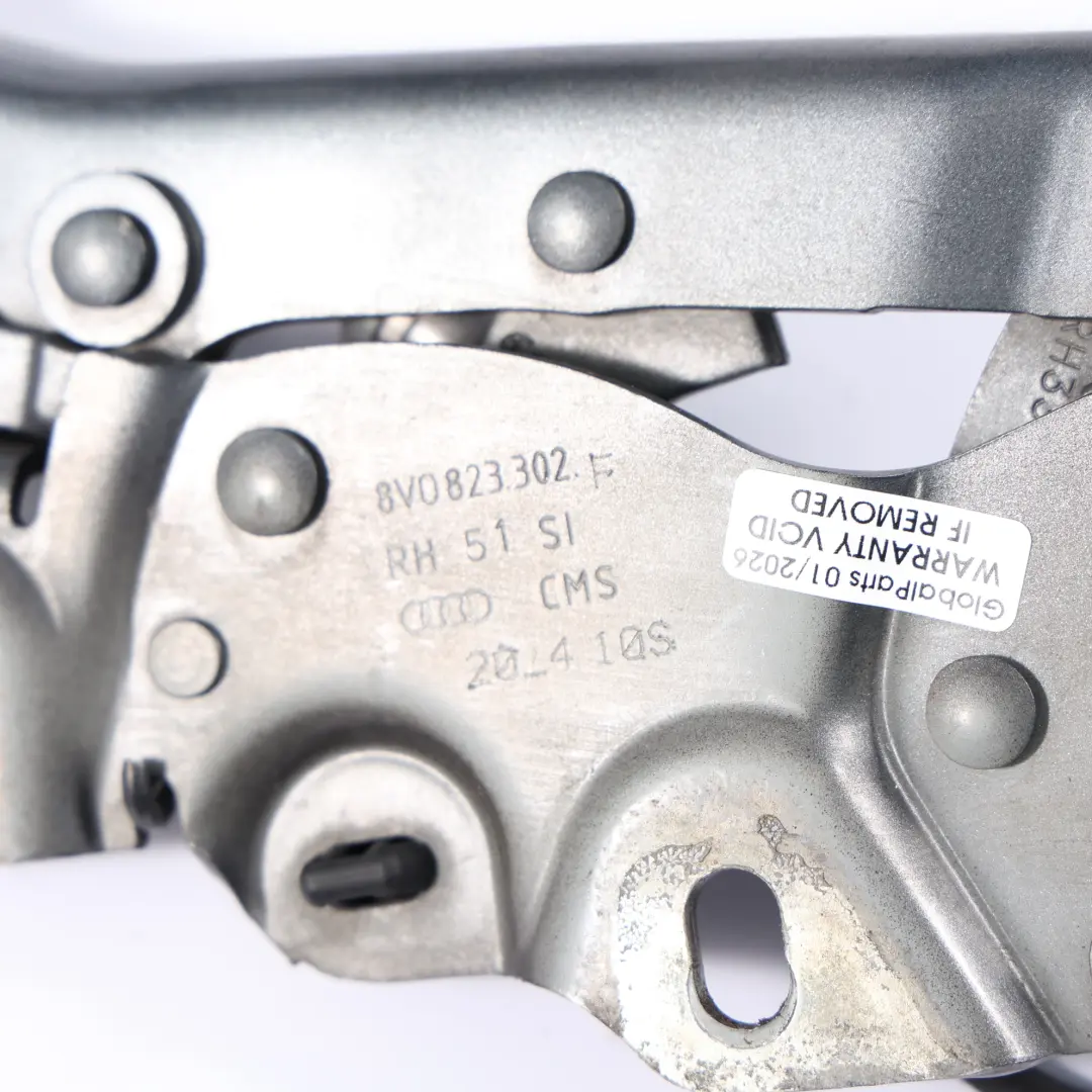 Capó Delantero Bisagra Derecha Gris Monzón - X7R para Audi A3 8V con número de pieza 8V0823302F Audi A3 8V Capó Delantero Bisagra Derecha Gris Monzón - X7R - SKU 8V0823302F-MOG - Número de pieza 8V0823302F