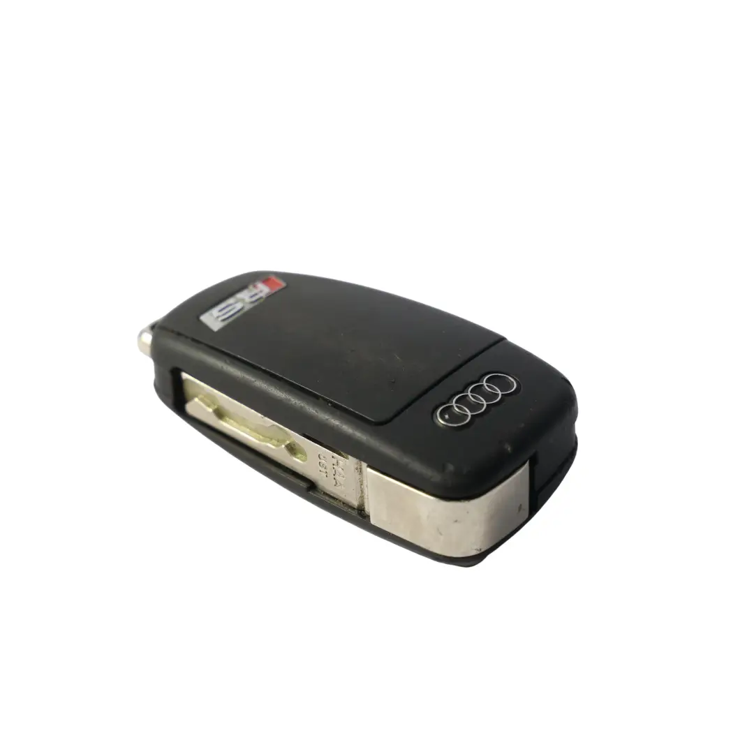 Telecomando Apriporta 3 Pulsanti 434 Mhz per Audi RS3 8V con numero di parte 8V0837220P Audi RS3 8V Telecomando Apriporta 3 Pulsanti 434 Mhz - SKU 8V0837220P - Numero di parte 8V0837220P