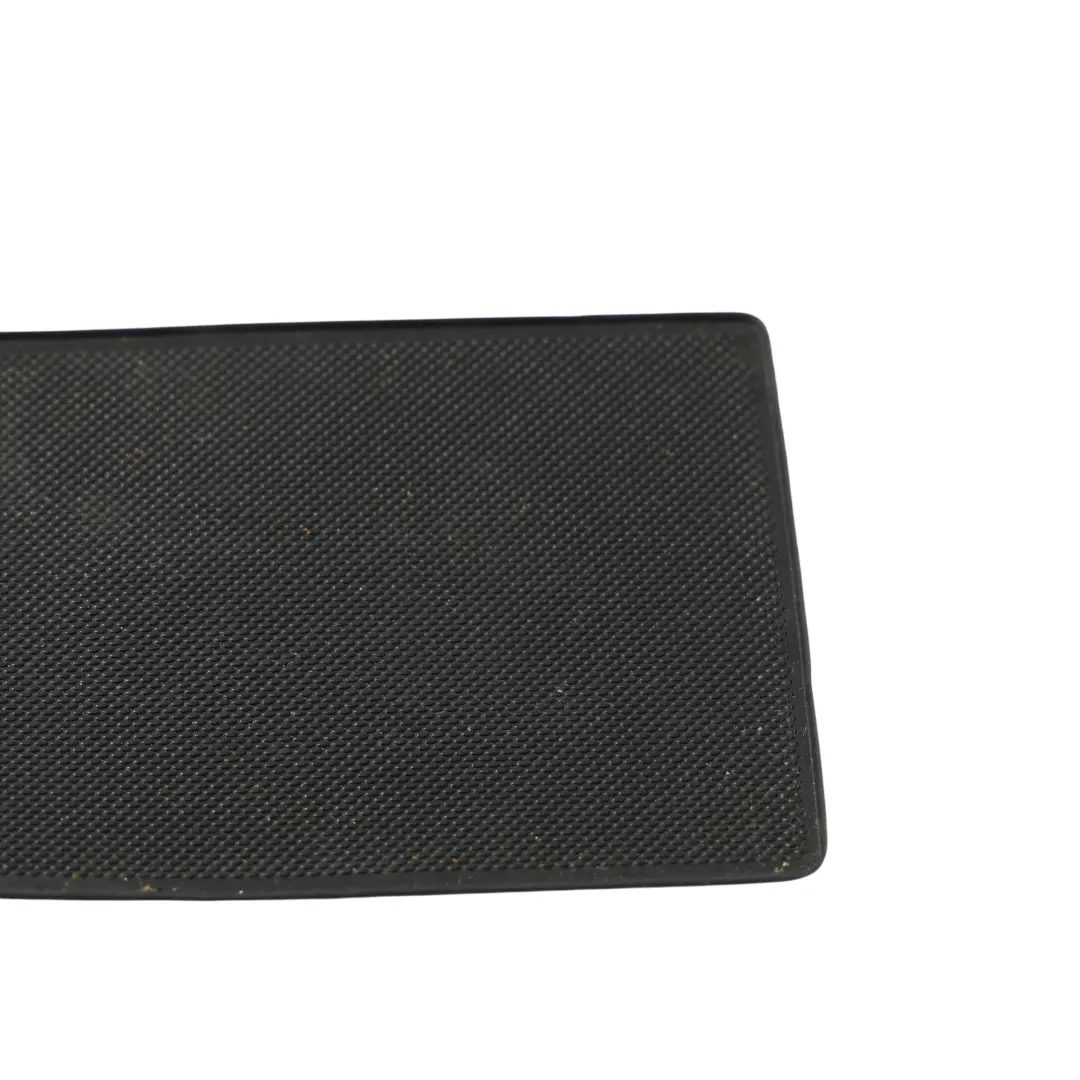 Audi A3 8V Console Centrale Rangement Caoutchouc Tapis Garniture - SKU 8V0863300A - Numéro de pièce 8V0863300A