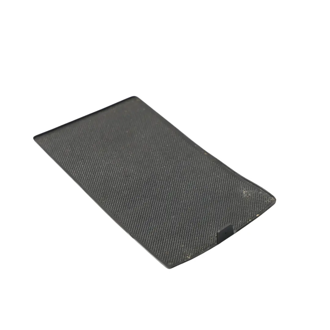 Consolle Centrale Inserto In Gomma Tappetino Trim per Audi A3 8V con numero di parte 8V0863300A Audi A3 8V Consolle Centrale Inserto In Gomma Tappetino Trim - SKU 8V0863300A - Numero di parte 8V0863300A