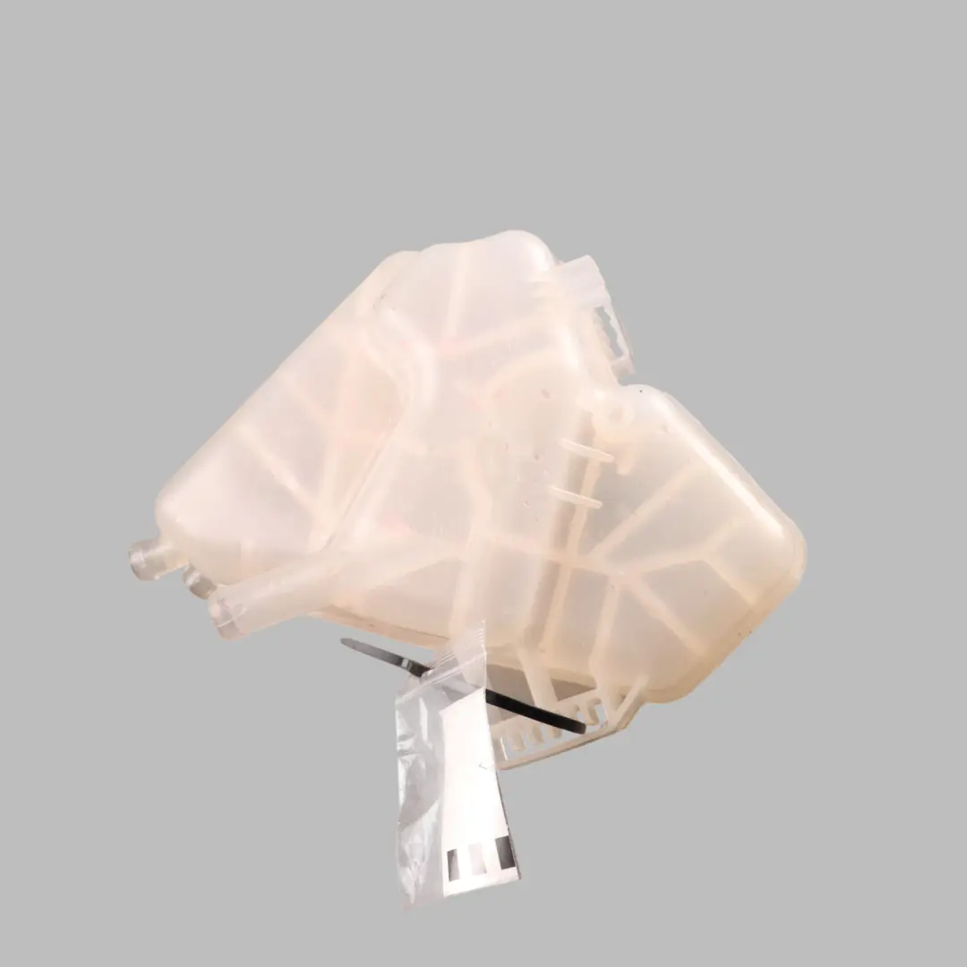 Vase D'Expansion Du Liquide De Refroidissement pour Ford Fiesta Mk7 à propos du numéro de pièce 8V21-8K218-AB Ford Fiesta Mk7 Vase D'Expansion Du Liquide De Refroidissement - SKU 8V21-8K218-AB - Numéro de pièce 8V21-8K218-AB