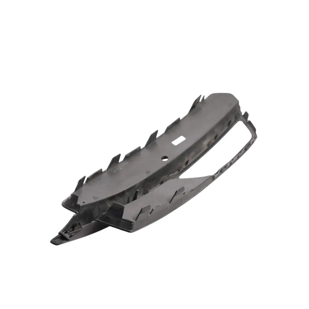 Guide Grille Fog Light Surround Cover 8P0807681AA to Audi A3 8V Air with Part number 8V3807681G Audi A3 8V Air Guide Grille Fog Light Surround Cover 8P0807681AA - SKU 8V3807681G - Part number 8V3807681G