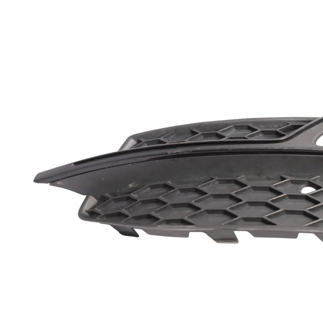 Guide Grille Fog Light Surround Cover 8P0807681AA to Audi A3 8V Air with Part number 8V3807681G Audi A3 8V Air Guide Grille Fog Light Surround Cover 8P0807681AA - SKU 8V3807681G - Part number 8V3807681G