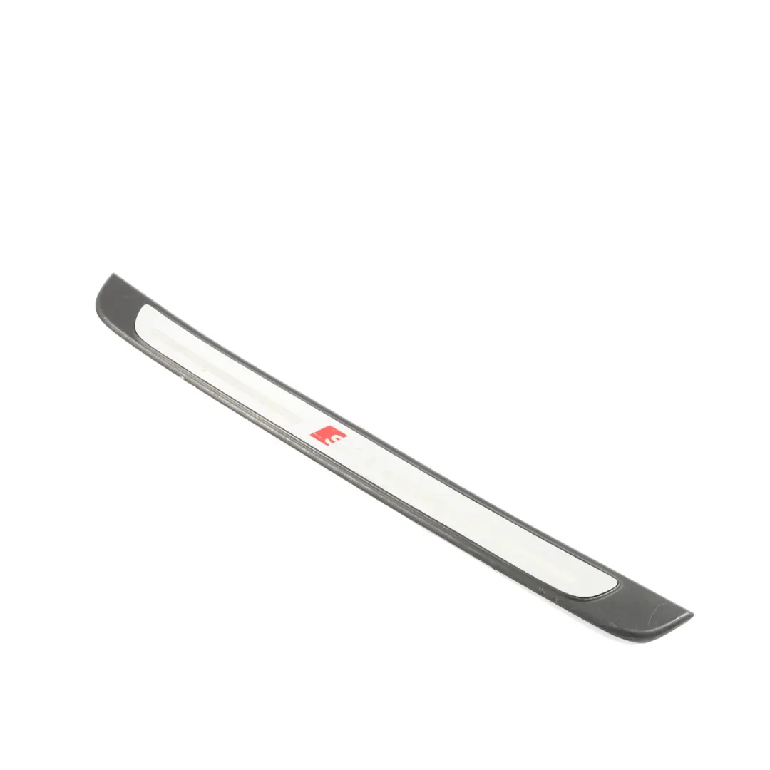 Cache Seuil Porte Avant Gauche Droite pour Audi S3 8V S-Line à propos du numéro de pièce 8V4853491A Audi S3 8V S-Line Cache Seuil Porte Avant Gauche Droite - SKU 8V4853491A - Numéro de pièce 8V4853491A
