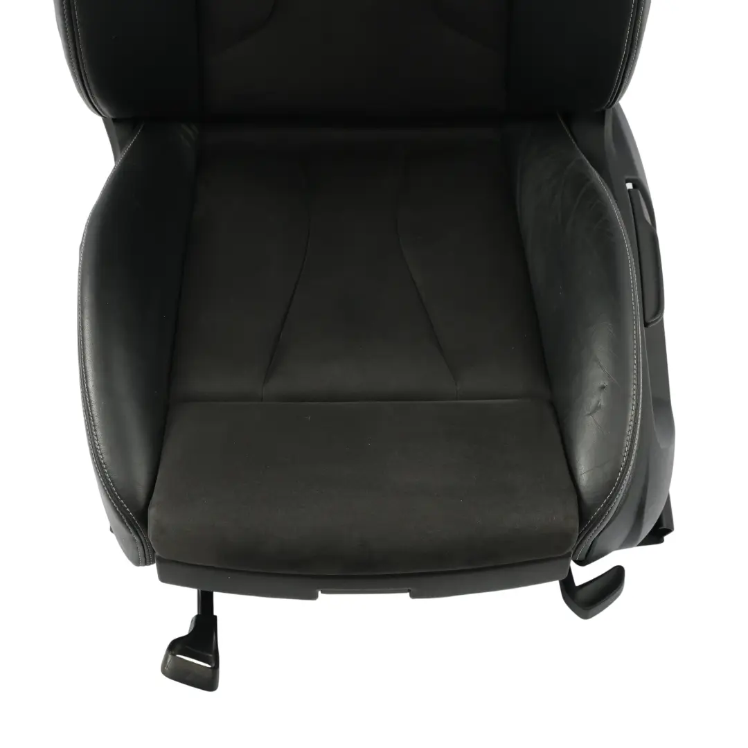 Przedni Fotel Sport Grzany Skóra Alcantara Soul Czarny Lewy do Audi S3 8V o numerze 8V4881805Q Audi S3 8V Przedni Fotel Sport Grzany Skóra Alcantara Soul Czarny Lewy - SKU 8V4881805Q-1 - Numer Części 8V4881805Q