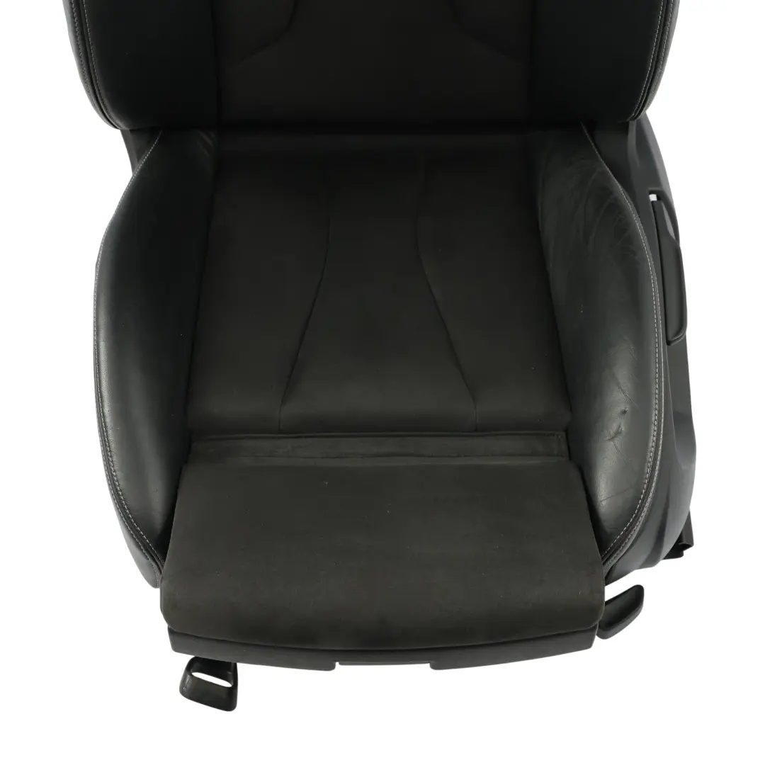 Siège Avant Sport Chauffant En Cuir Alcantara Soul Black pour Audi S3 8V à propos du numéro de pièce 8V4881805Q Audi S3 8V Siège Avant Sport Chauffant En Cuir Alcantara Soul Black - SKU 8V4881805Q-1 - Numéro de pièce 8V4881805Q