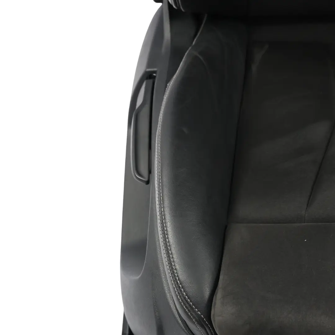 Przedni Fotel Sport Grzany Skóra Alcantara Soul Czarny Prawy do Audi S3 8V o numerze 8V4881806Q Audi S3 8V Przedni Fotel Sport Grzany Skóra Alcantara Soul Czarny Prawy - SKU 8V4881806Q-1 - Numer Części 8V4881806Q