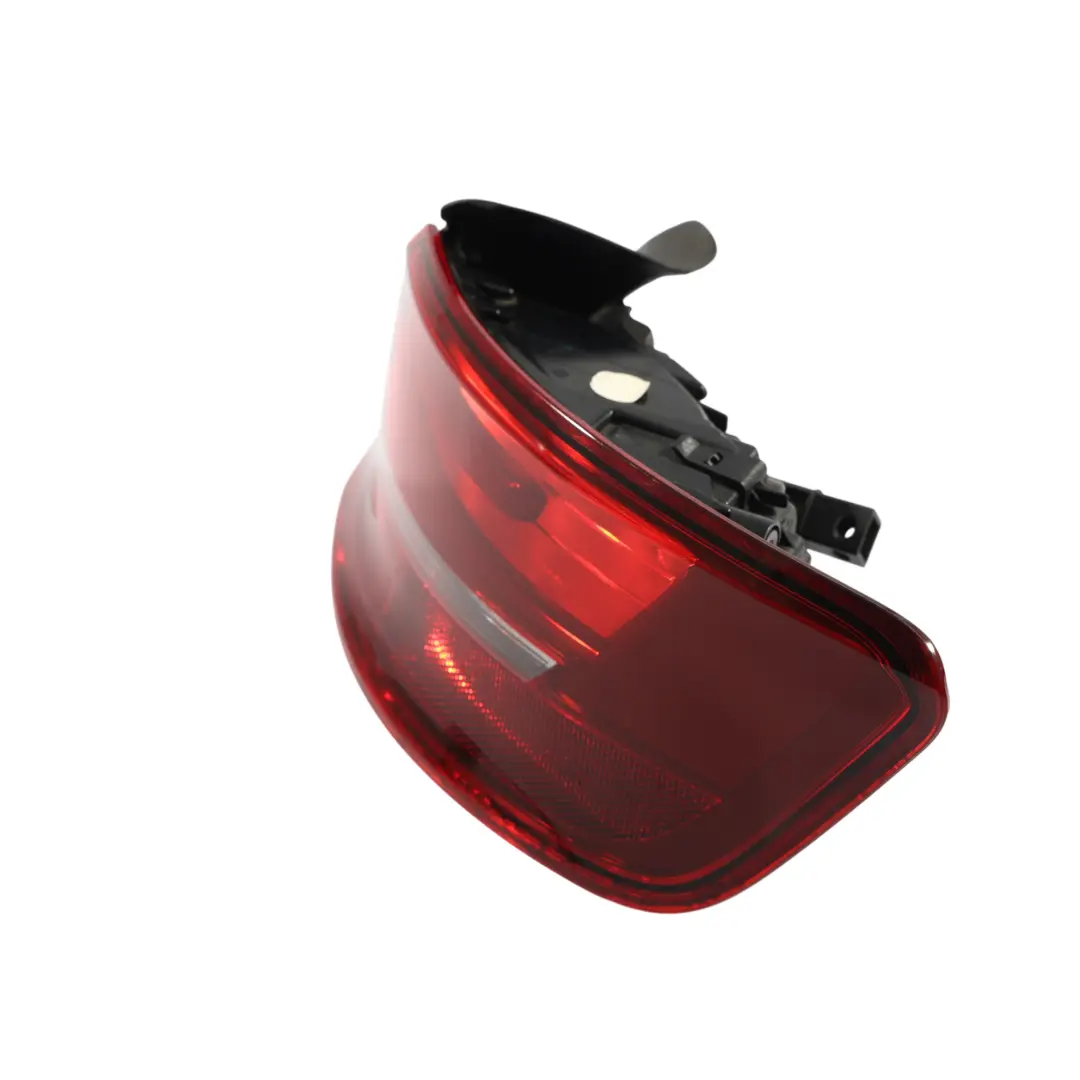 Sportback Feu Arrière Extérieur Droit pour Audi A3 8V à propos du numéro de pièce 8V4945096 Audi A3 8V Sportback Feu Arrière Extérieur Droit - SKU 8V4945096 - Numéro de pièce 8V4945096
