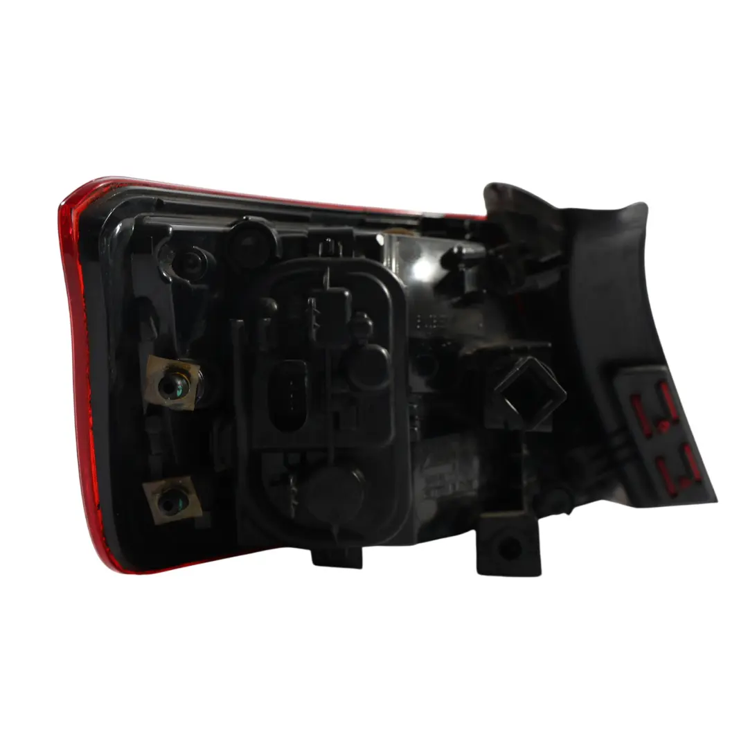 Audi A3 8V Sportback Rücklicht Lampe Rücklicht Außen Rechts - SKU 8V4945096 - Teilenummer 8V4945096