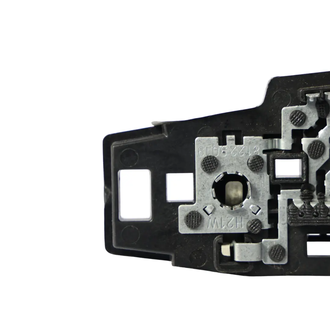 Audi A3 8V Fanale Posteriore Posteriore Lampada Zoccolo Sinistra - SKU 8V5945257B - Numero di parte 8V5945257B