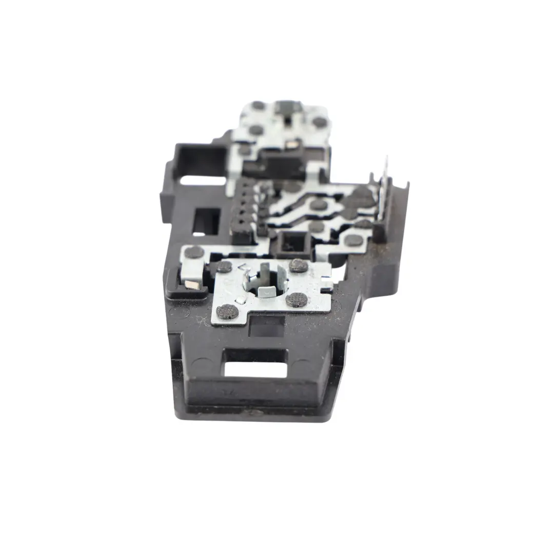 Audi A3 8V Trasero Luz Trasera Lámpara Portalámparas Soporte Derecho - SKU 8V5945258B - Número de pieza 8V5945258B